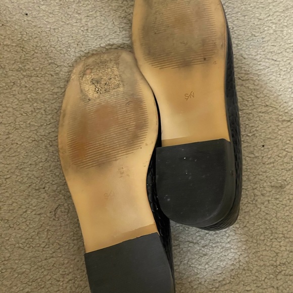 Shoes - Picture 4 of 5